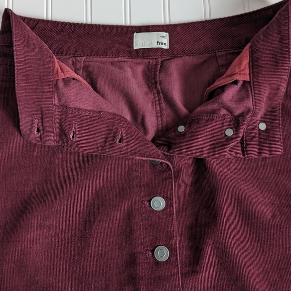 SOLD Aritzia Wilfred Free Karmen Corduroy Skirt - Picture 9 of 12